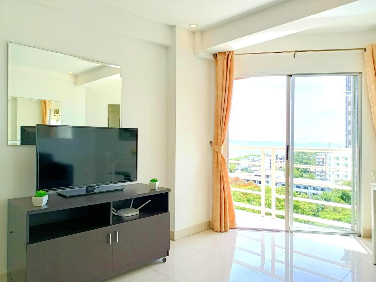 Sea View Beachfront Condos Pattaya Csomtien-part Kültér fotó